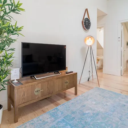 Apartment Cardal Deluxe Lisbon